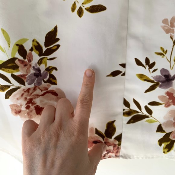 Dynamite Zipper Back Tank WHITE W/PINK FLORAL - Picture 10 of 12